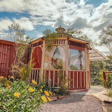 Nayon Xtreme Valley Quito Exterior photo